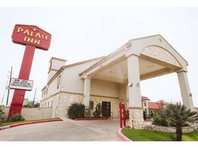 Palace Inn Houston Exterior photo