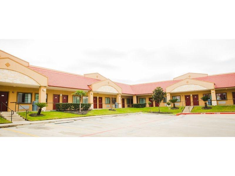 Palace Inn Houston Exterior photo